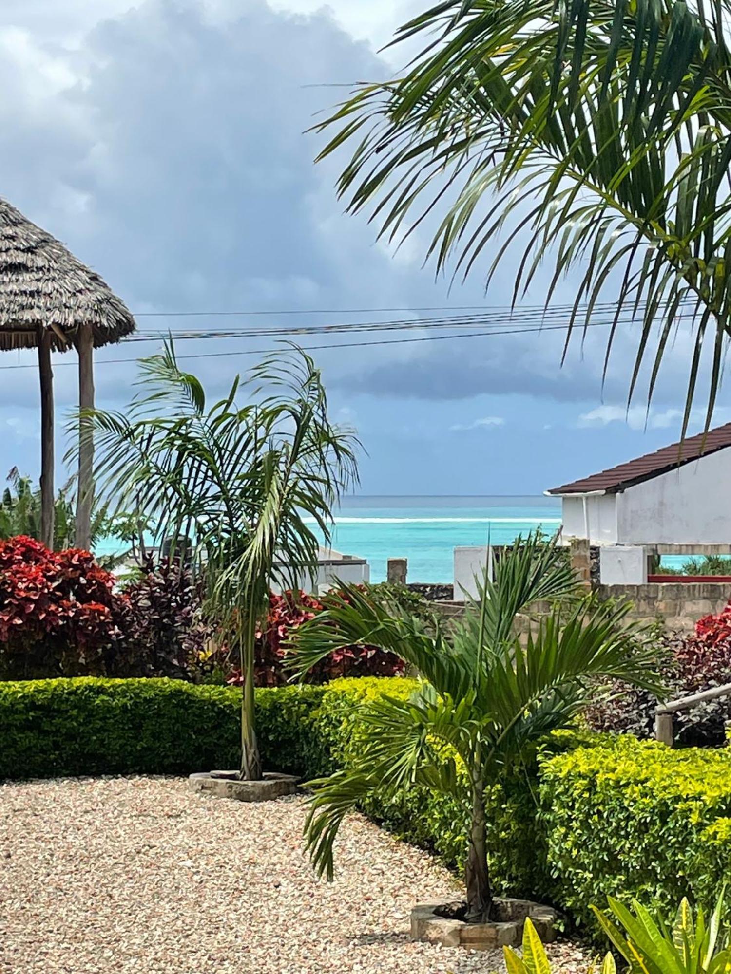 Kokopelli Bungalows Nungwi Exteriör bild